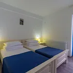 Pensiunea Dolosman Affittacamere 4*
